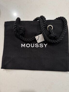 Moussy Tote Bag